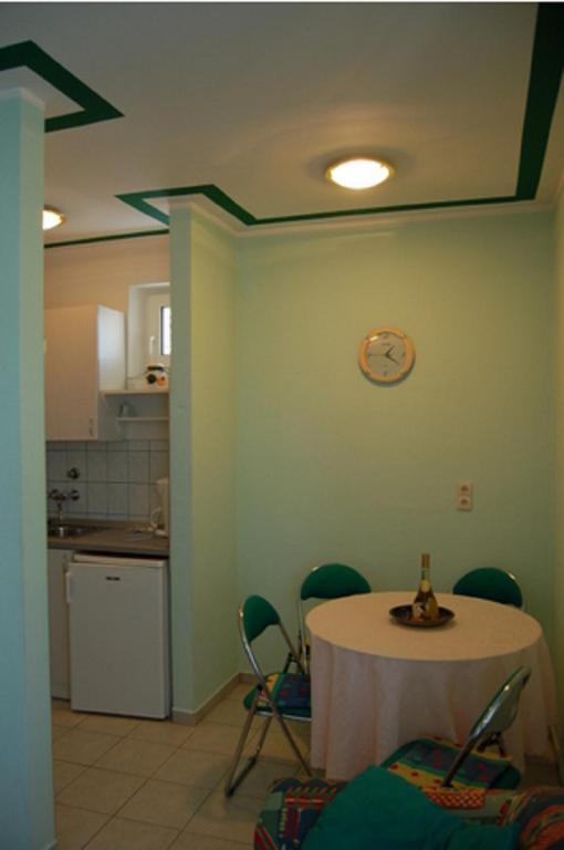Apartmanhaz Cedrus 8 زلاكاروس الغرفة الصورة