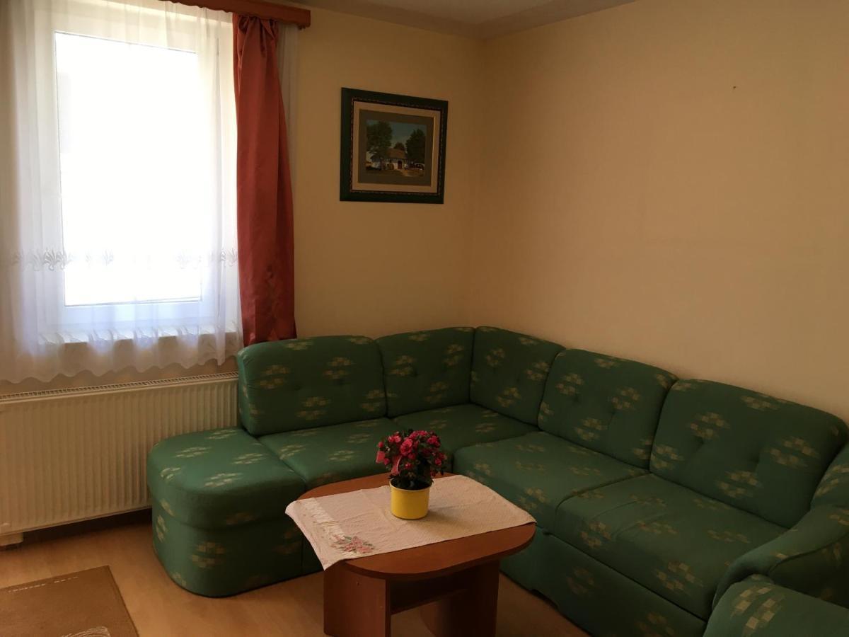 Apartmanhaz Cedrus 8 زلاكاروس المظهر الخارجي الصورة
